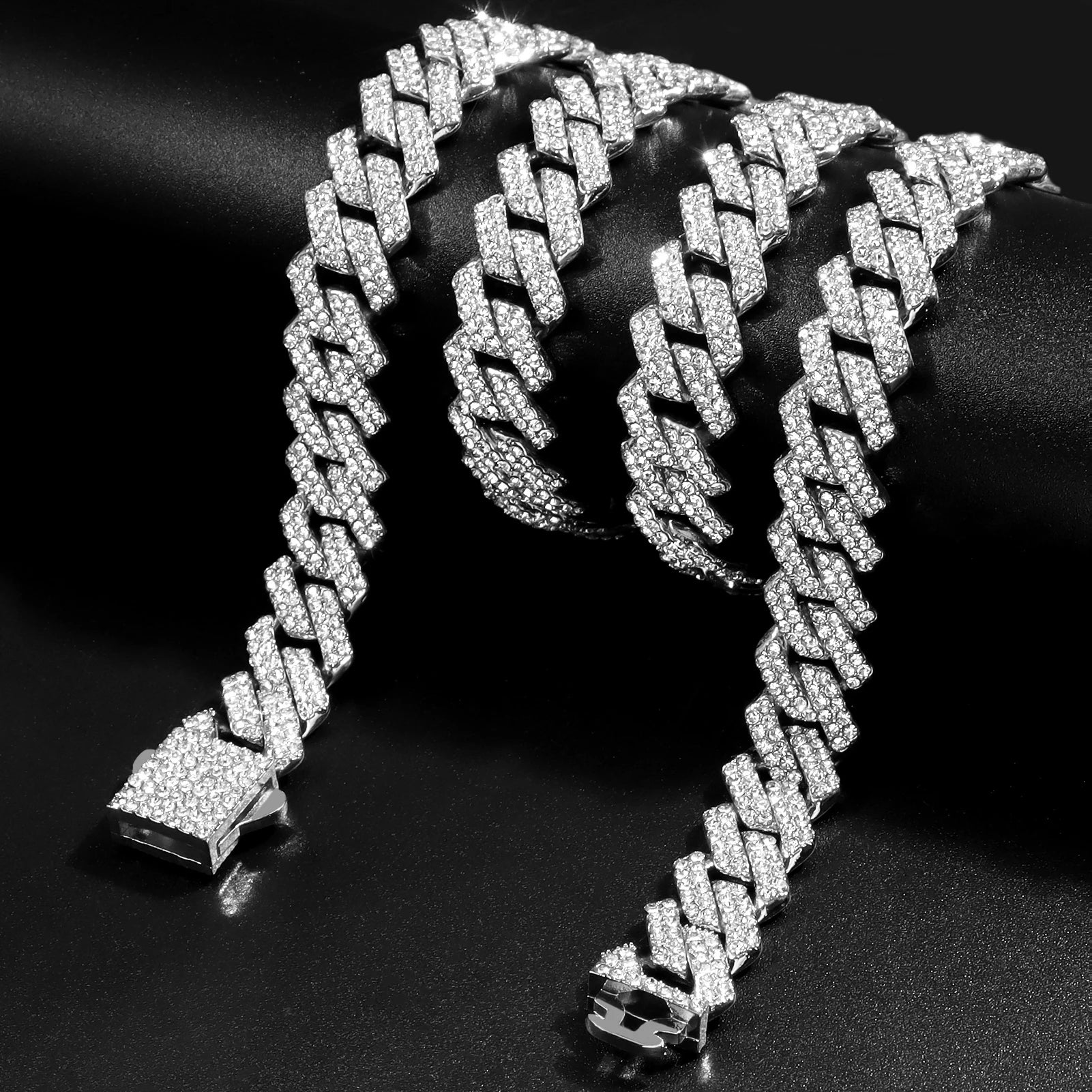 Chaîne Cubaine Iced Out Jakehoe™ - Plaqué Diamant 2 Rangées